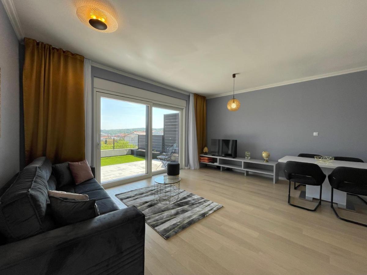 Lux Nanea Apartment Krk Town Exterior photo